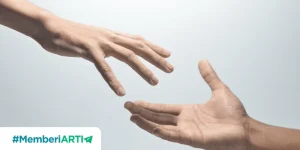 Manusia Bermanfaat Bagi Orang Lain